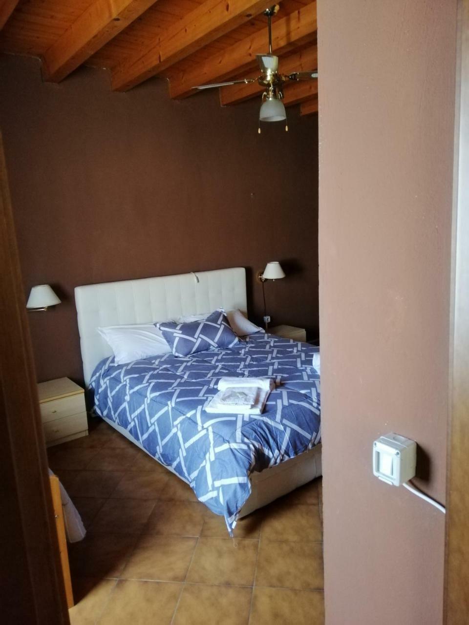 Agriturismo Licensi Del Bresa Villa Monzambano Exteriör bild